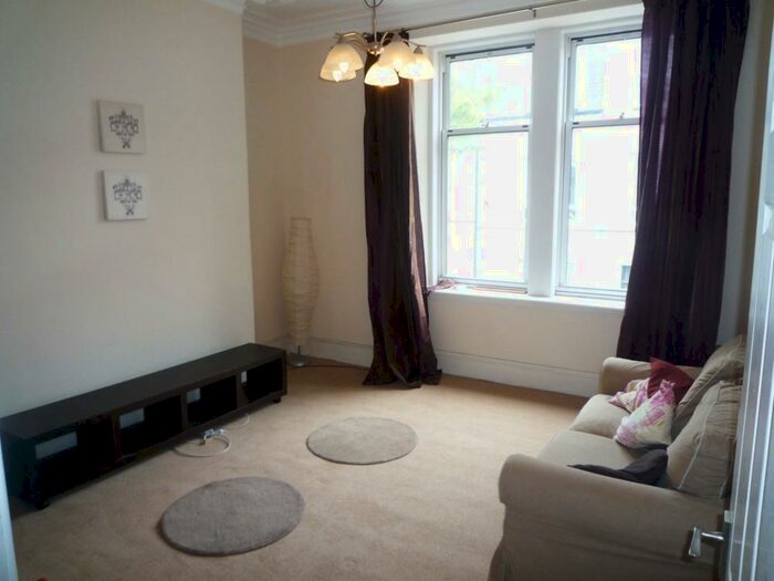1 Bedroom Flat To Rent In Wallfield Crescent, First Floor, Aberdeen, AB25