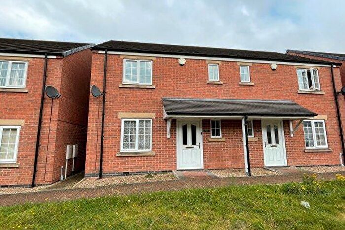 2 Bedroom Property To Rent In Littleworth, Mansfield, NG18