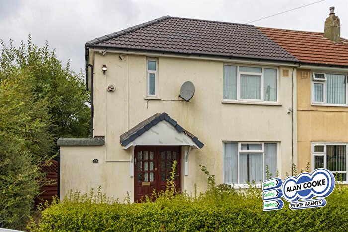 2 Bedroom Semi-Detached House For Sale In Raynel Drive, Cookridge, Leeds, LS16