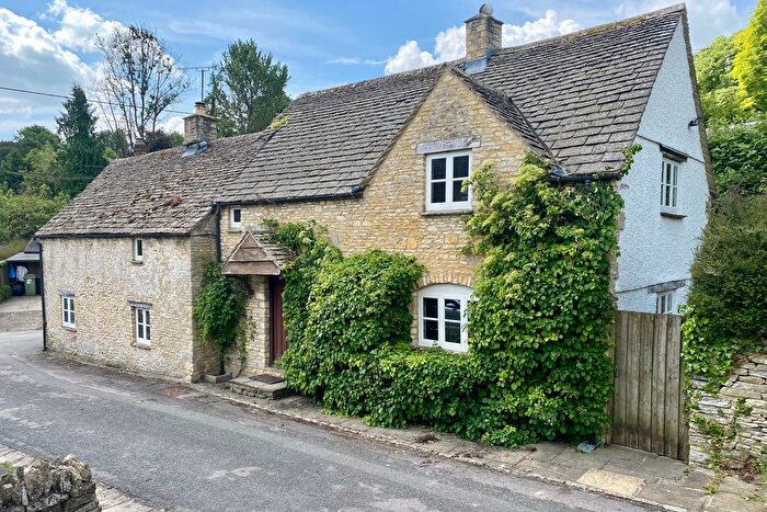3 Bedroom Detached House For Sale In Chedworth, Cheltenham, GL54