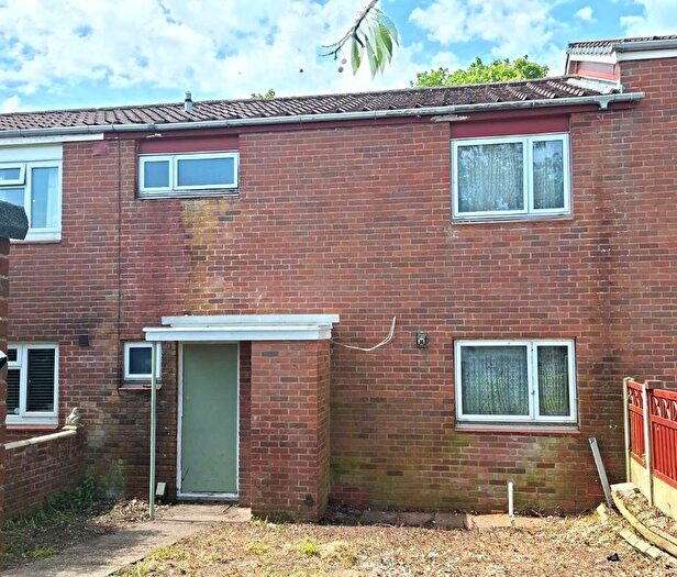 3 Bedroom Terraced House For Sale In Rossini Close, Basingstoke, RG22