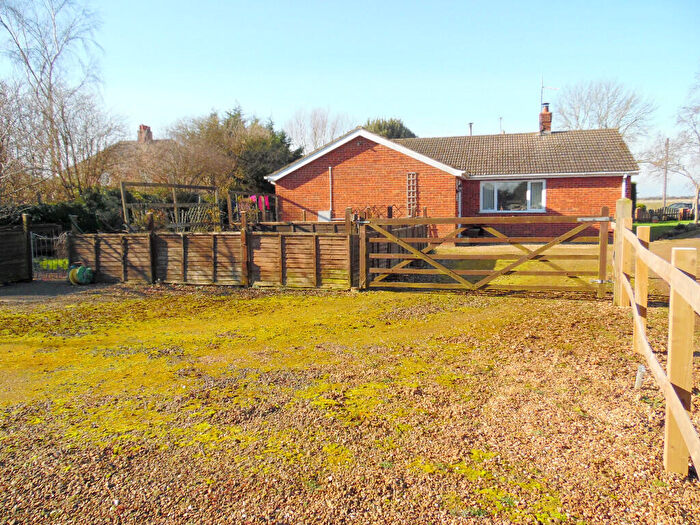 3 Bedroom Detached Bungalow For Sale In Station Road, Walpole St Andrew, PE14