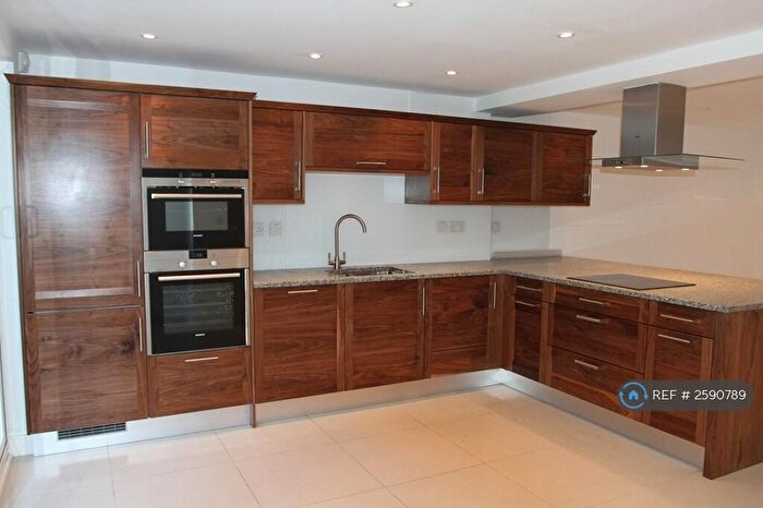 4 Bedroom Terraced House To Rent In Whateley Rd, Dulwich, Peckham, Camberwell, Herne Hill, Brixton, SE22
