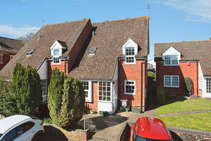 3 Bedroom Semi-detached House For Sale In Leeds House Mews, Maidstone Road, Hadlow, Tonbridge, TN11