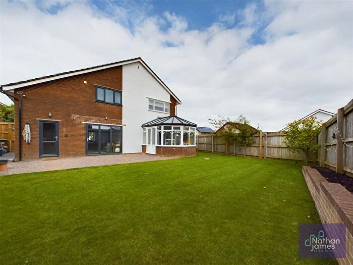 4 Bedroom Detached House For Sale In Blenheim Gardens, Magor, Magor, NP26