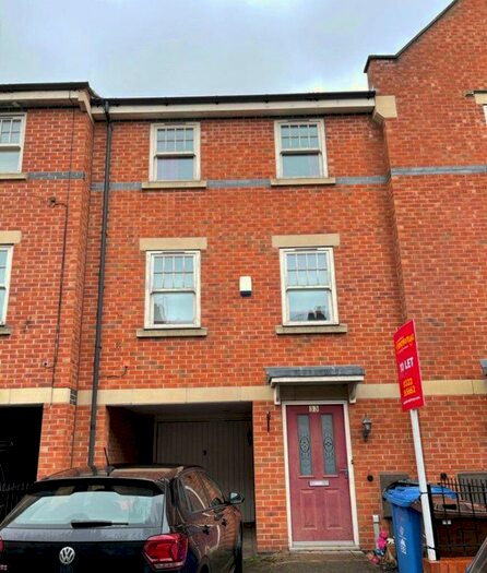 3 Bedroom House To Rent In Roman Road, Derby, DE1