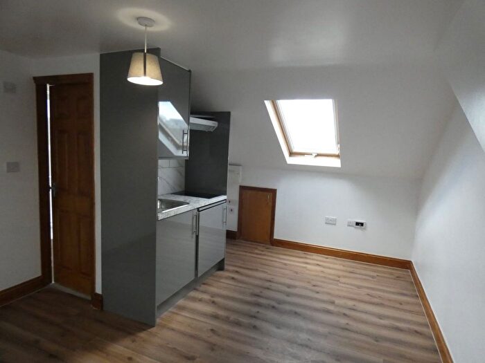 Studio To Rent In Endsleigh Road, West Ealing, W13