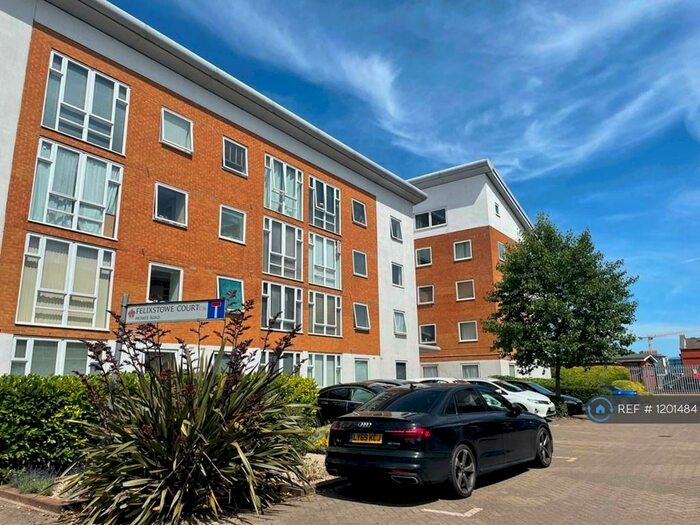 3 Bedroom Maisonette To Rent In Felixstowe Court, London, E16