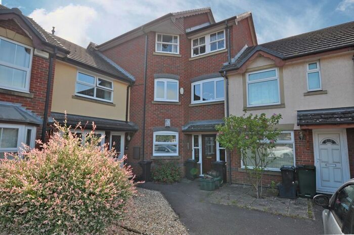 2 Bedroom Flat To Rent In Ground Floor, Wright Close, Newport, NP19