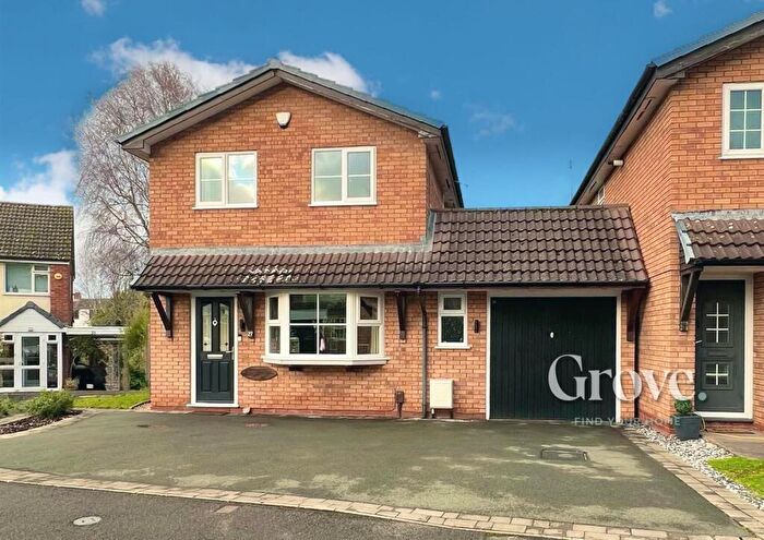 3 Bedroom Detached House For Sale In Meadow Croft, Hagley, DY9