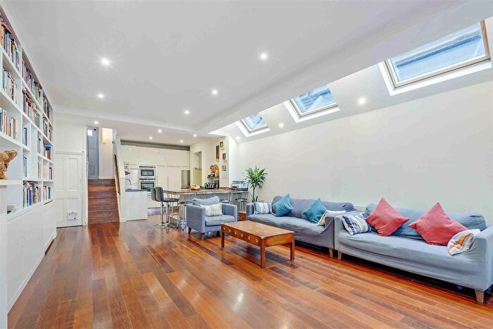 5 Bedroom Terraced House For Sale In Tamworth Street, London, SW6