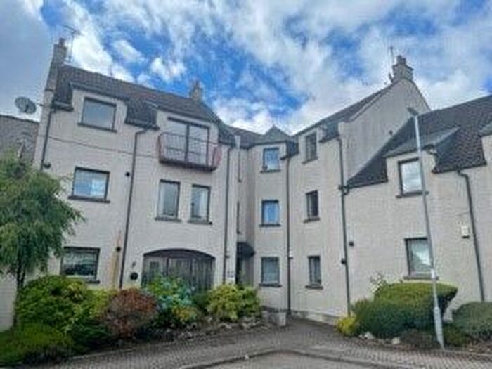2 Bedroom Flat To Rent In Lord Hays Grove, Old Aberdeen, Aberdeen, AB24