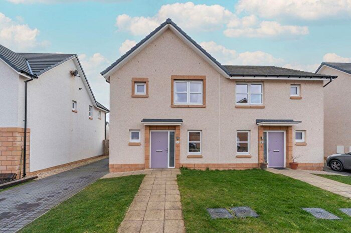 3 Bedroom Semi-Detached House For Sale In Shiel Hall Medway, Rosewell, Midlothian, EH24