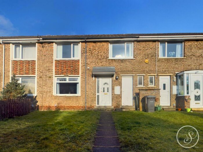 2 Bedroom Terraced House To Rent In Stubbing Way, Shipley, BD18