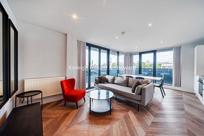 4 Bedroom Flat To Rent In Rotherhithe Old Road, London, SE16