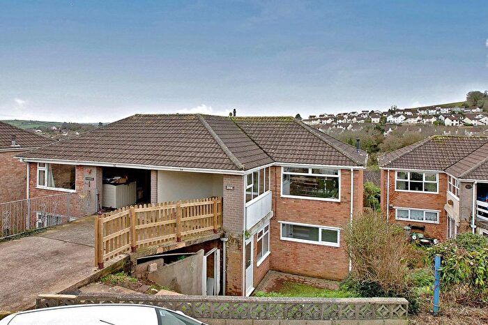 3 Bedroom Semi-Detached House For Sale In Bligh Close, Teignmouth, TQ14