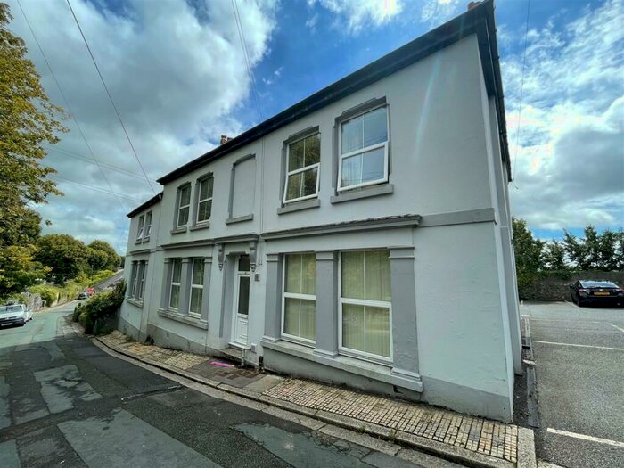 2 Bedroom Flat To Rent In Laira, Plymouth, PL3