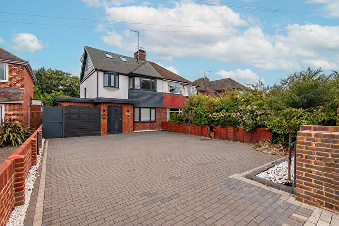 5 Bedroom Semi-Detached House For Sale In Chesswood Road, Worthing, BN11