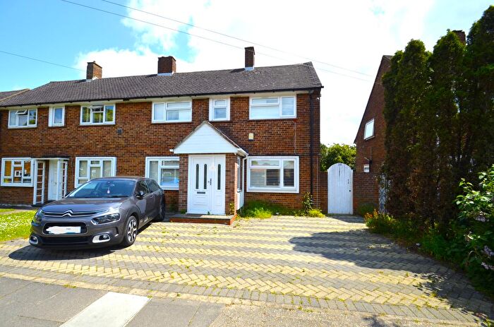 4 Bedroom End Of Terrace House To Rent In Clare Road, Stanwell, Staines-Upon-Thames, TW19