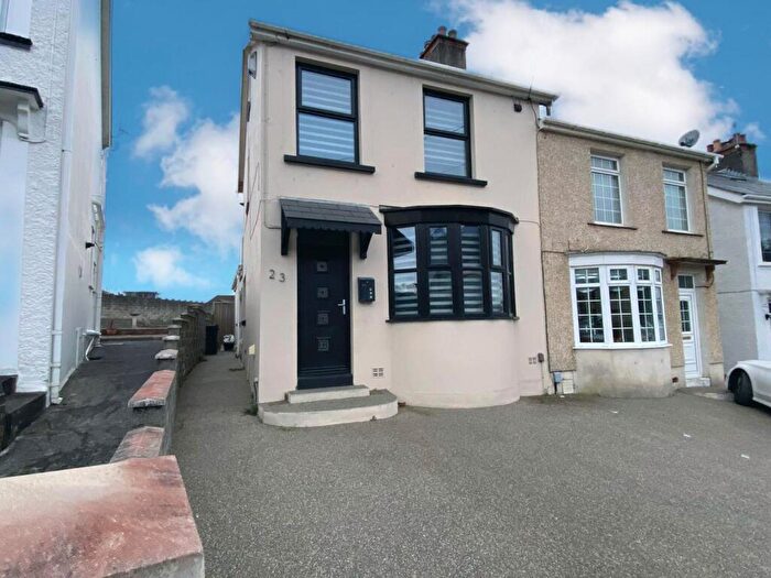 3 Bedroom House To Rent In Gower Crescent, SA12