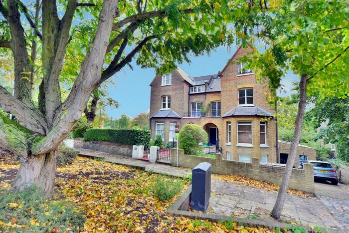 2 Bedroom Apartment To Rent In Carleton Road, Tufnell Park, N7