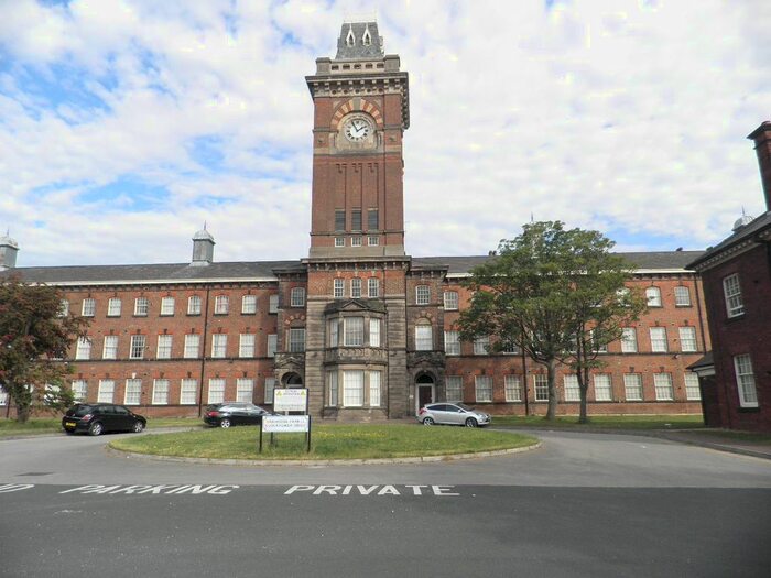 2 Bedroom Flat To Rent In Oakhouse Park, Walton, Liverpool, Merseyside, L9