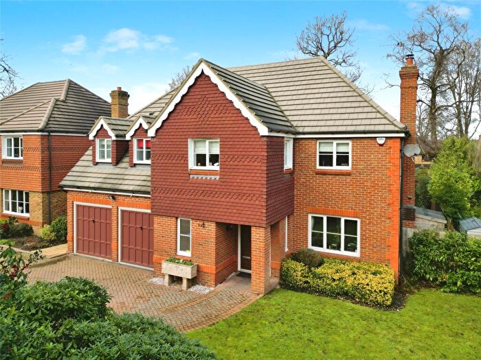 5 Bedroom Detached House For Sale In Mytchett Road, Mytchett, Camberley, Surrey, GU16