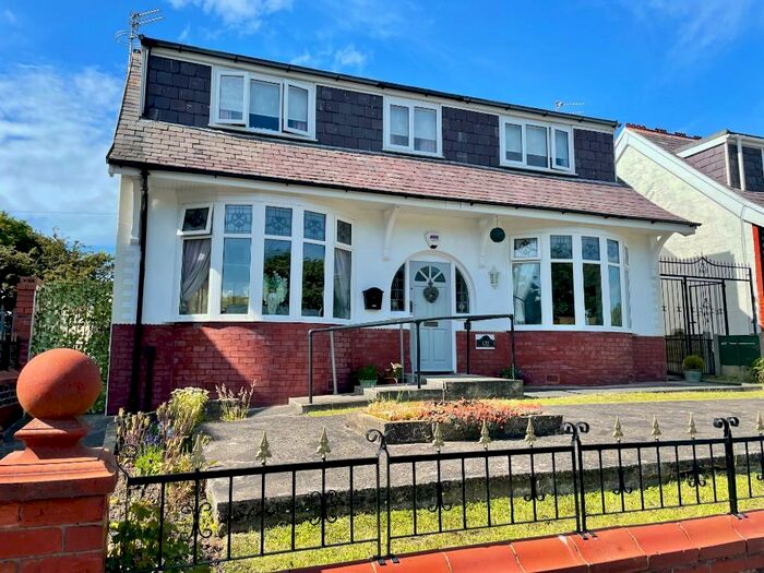 Houses for sale & to rent in FY1 1RX, Cocker Square, Claremont Blackpool