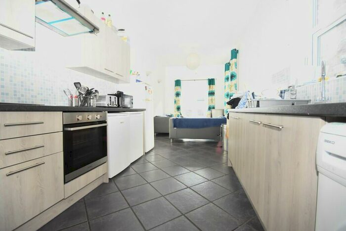 5 Bedroom Terraced House To Rent In St. Andrews Road, Southsea, PO5