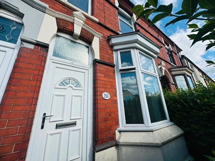 3 Bedroom Terraced House To Rent In Dudley, DY1