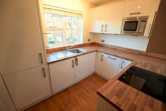 1 Bedroom Flat To Rent In Amethyst Lane, Reading, RG30