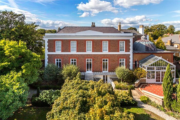 5 Bedroom Detached House For Sale In High Street, Hampton, TW12