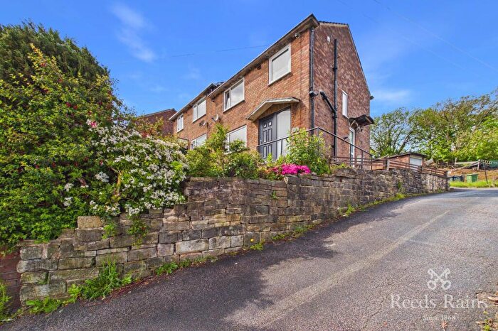 3 Bedroom Semi-Detached House For Sale In Knaresborough Drive, Huddersfield, West Yorkshire, HD2