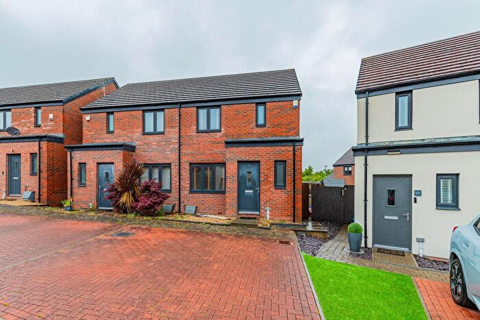 3 Bedroom Semi-Detached House For Sale In Boyce Way, Old St. Mellons, Cardiff, CF3