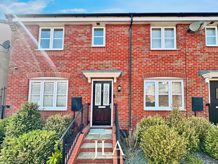 3 Bedroom Detached House To Rent In Disraeli Street, Leicester, LE2