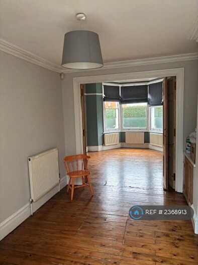 3 Bedroom Terraced House To Rent In Frobisher Road, London, N8