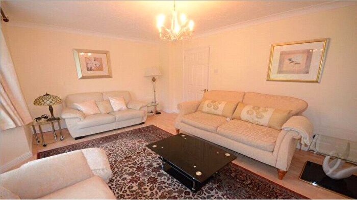 3 Bedroom Semi-Detached House To Rent In The Limes, Dedworth Road, Windsor, SL4
