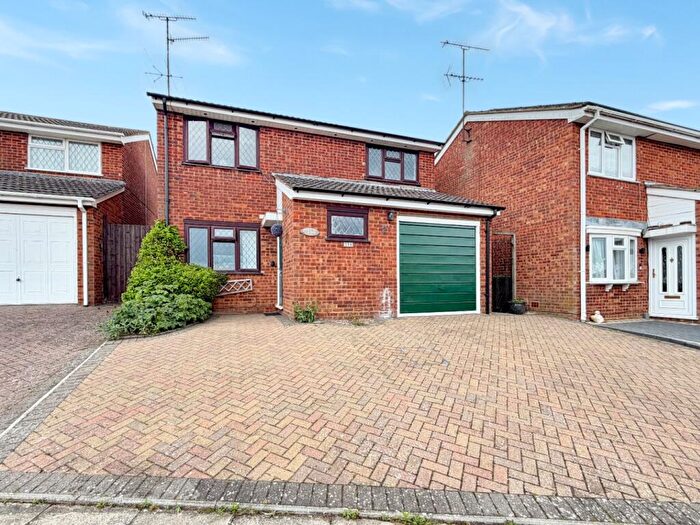 5 Bedroom Detached House For Sale In Ventnor Gardens, Luton, LU3