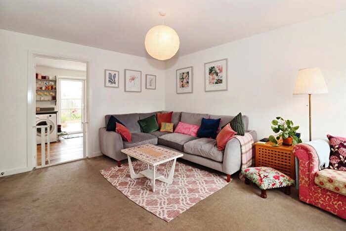 3 Bedroom Semi-Detached House For Sale In Aubretia Road, Emersons Green, Bristol, BS16