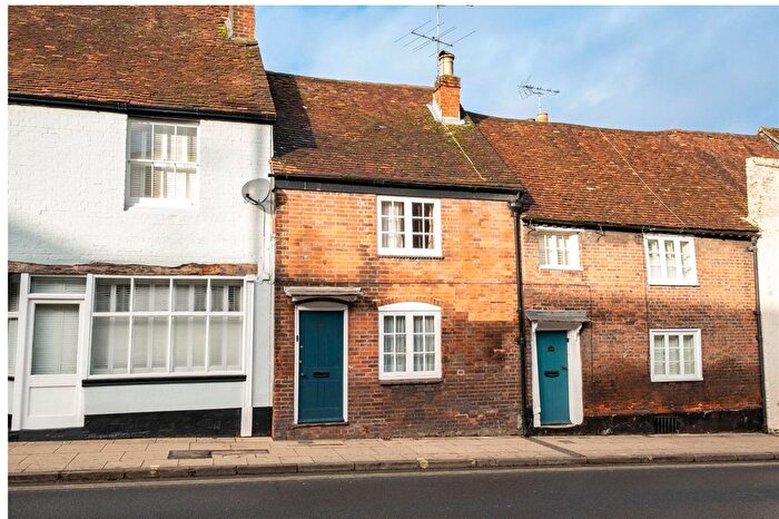2 Bedroom Terraced House For Sale In Chesil Street, Winchester, Hampshire, SO23
