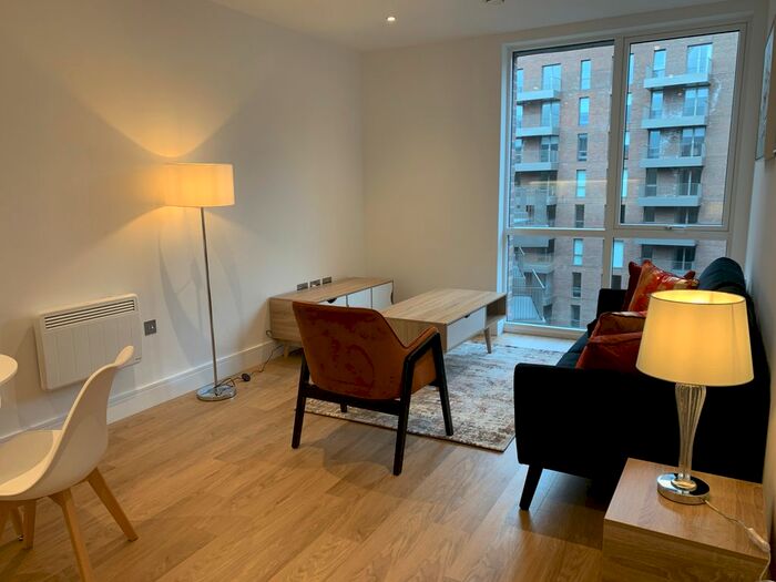 2 Bedroom Flat To Rent In Timber Yard, West Timber Yard, Hurst Street, Birmingham, B5