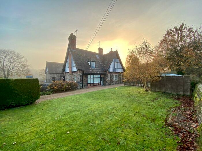 3 Bedroom Semi-Detached House To Rent In Ashby Road, Coleorton, LE67