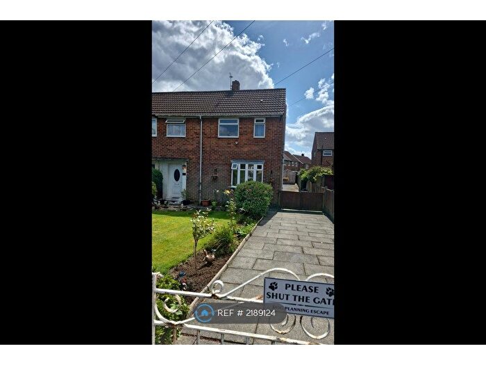 2 Bedroom Semi-Detached House To Rent In Balmoral Road, Swinton, Manchester, M27