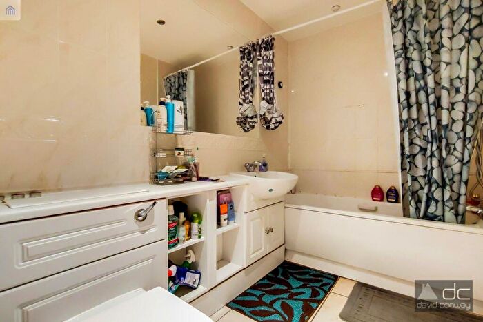 1 Bedroom Flat For Sale In Brandan House, Sovereign Place, Harrow, HA1