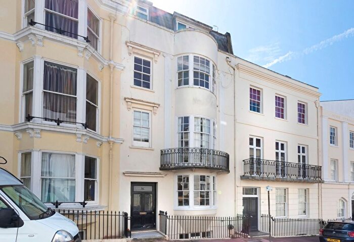 1 Bedroom Flat To Rent In Devonshire Place, Brighton, BN2