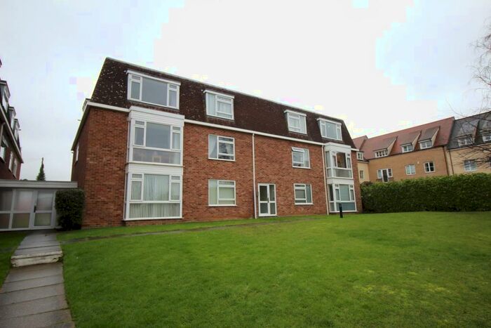 2 Bedroom Apartment To Rent In Hawkley Court, Chapel Street, CM12