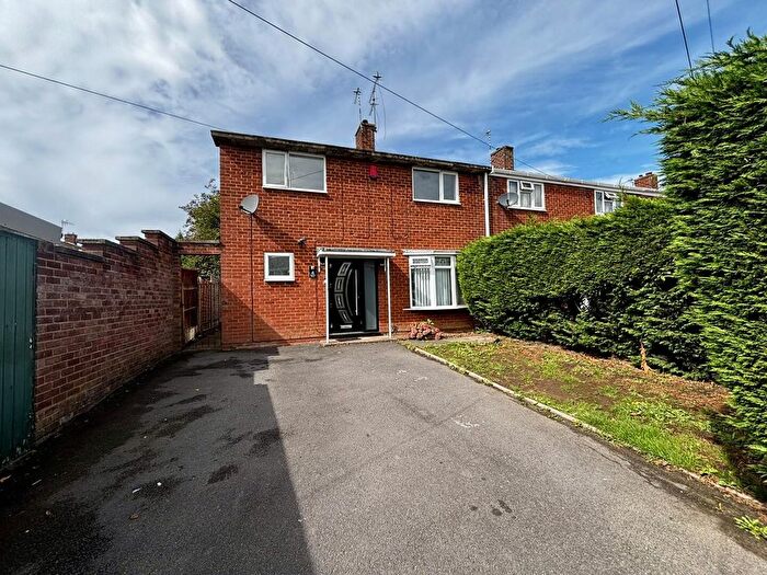 3 Bedroom Property To Rent In Highbury Green, Nuneaton, CV10