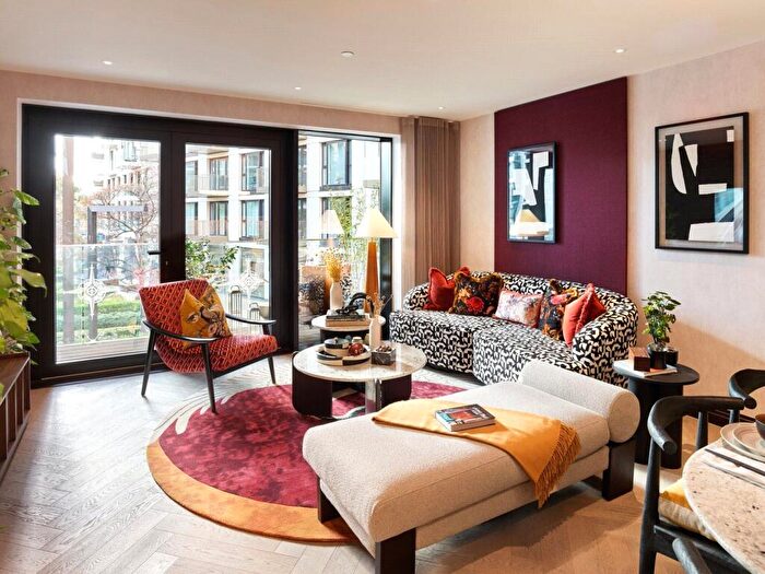 1 Bedroom Apartment For Sale In London Dock, Arrival Square, Wapping, E1W