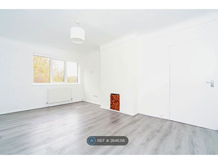 1 Bedroom Flat To Rent In New Road, Liverpool, L13