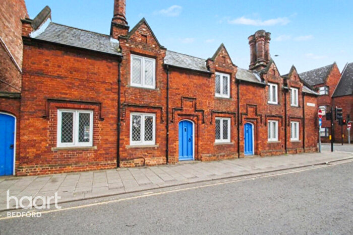 1 Bedroom Flat To Rent In Harpur Street, Bedford, MK40